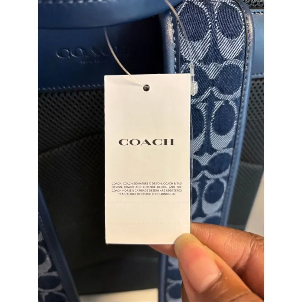 Coach unisex adult